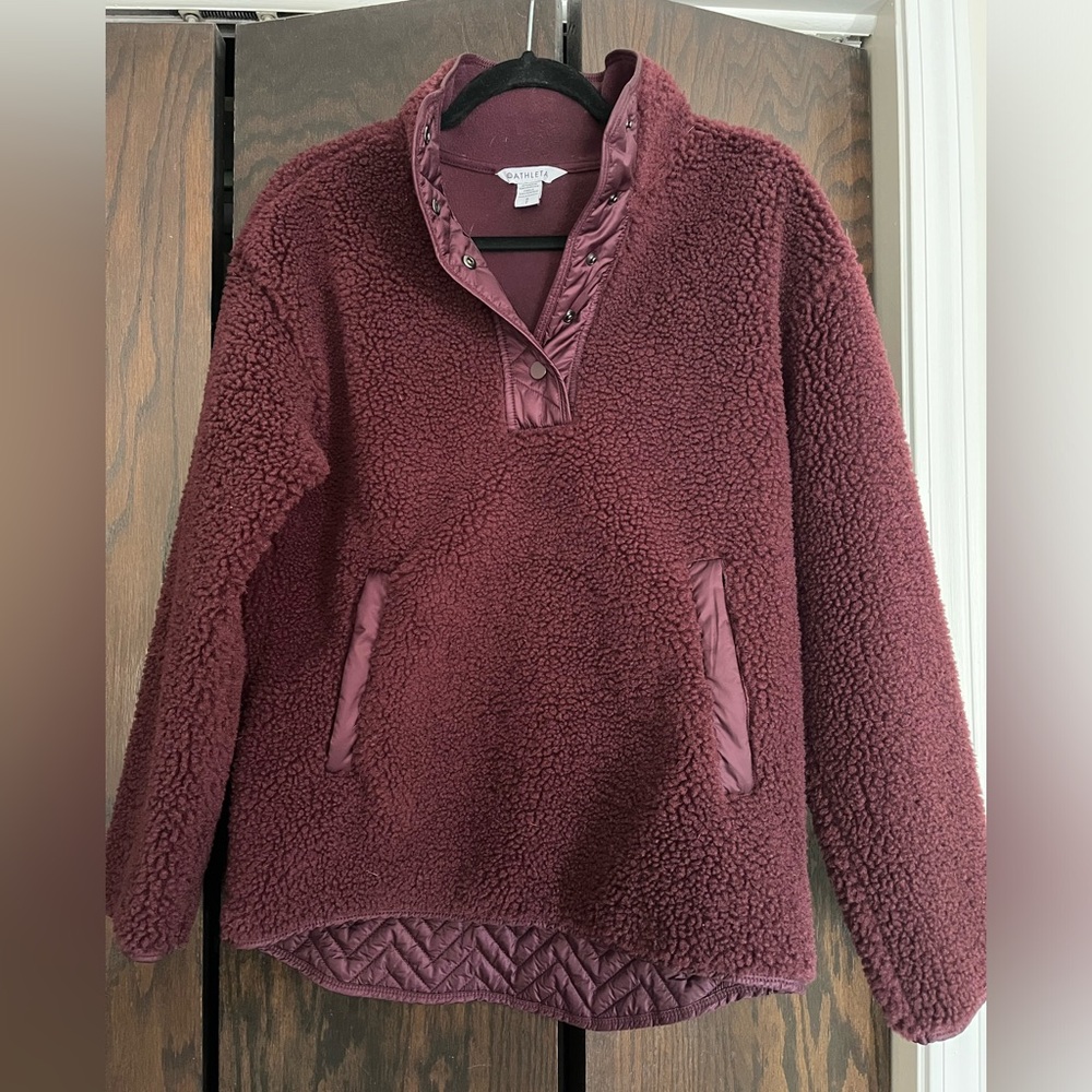 Athleta Quilted Sherpa Fleece (S)